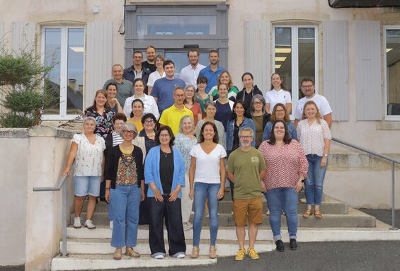 Enseignants et personnels 26-27.jpg